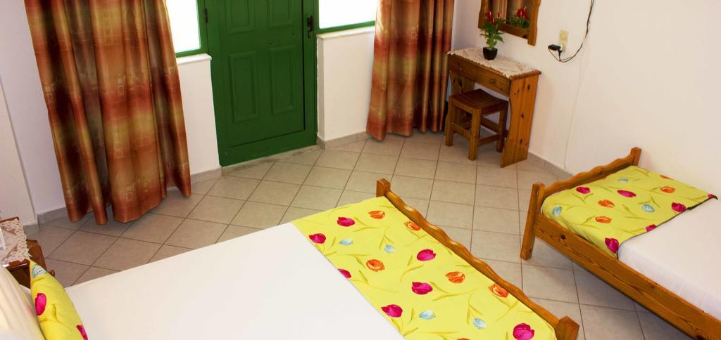 Mersina Apartments Keri Екстериор снимка