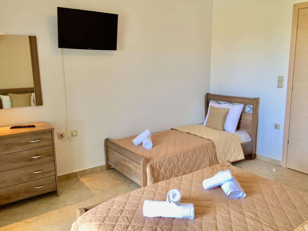 Mersina Apartments Keri Екстериор снимка